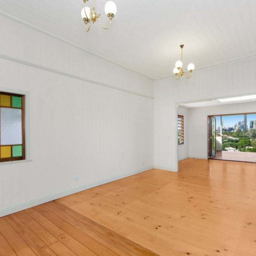 Entertainers Delight With City Views - Photo 1