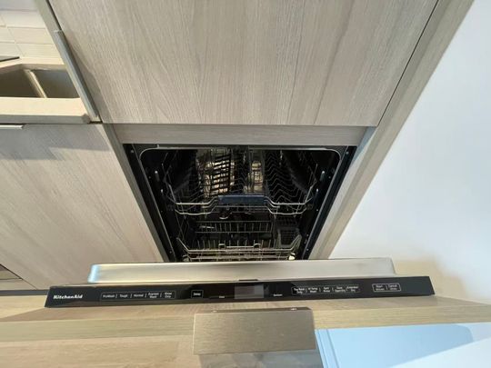 For Lease - 395 SQUARE ONE Drive Unit# 702, Mississauga, Ontario - Photo 1