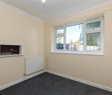 2 bedroom semi-detached house to rent - Photo 4