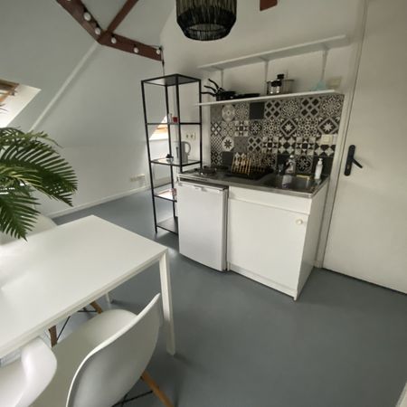 STUDIO MEUBLE QUARTIER ST ACHEUL - Photo 3