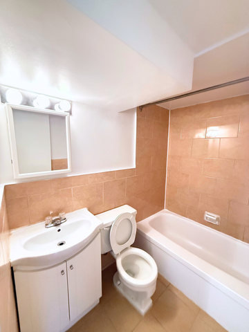 3.5 Available NOW – 7 Côte-Ste-Catherine - Photo 5