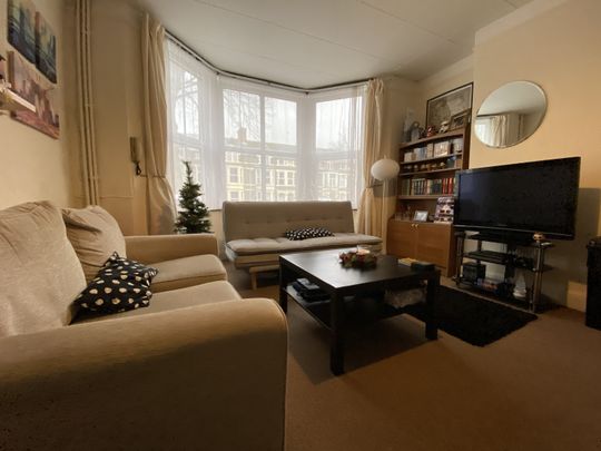 Llanbleddian Gardens GFF, Cathays - Photo 1