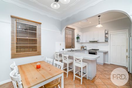 4 Young Street, Turvey Park NSW 2650 - Photo 5
