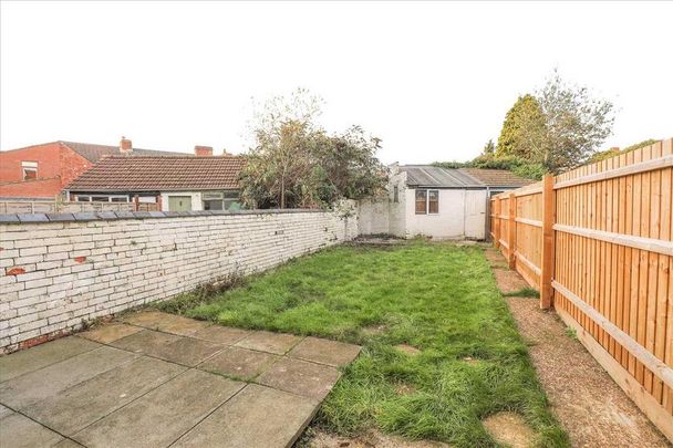 2 bedroom terraced house to rent - Photo 1