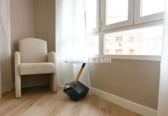 Piso en alquiler en Calle de Villamanín, 4, cerca de Calle de Villavieja - Foto 1