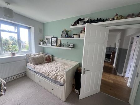 2 Bed Flat, Greatfield Close, SE4 - Photo 5