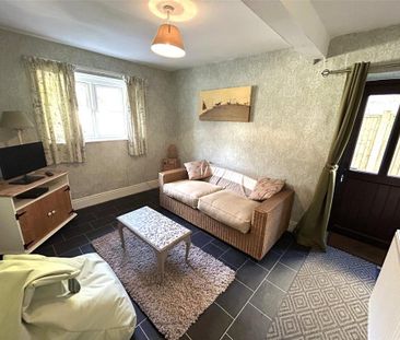 5 bedroom detached house to rent - Photo 3