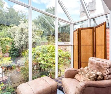 Grade II listed four bedroom townhouse adjacent to Windsor Castle a... - Photo 3