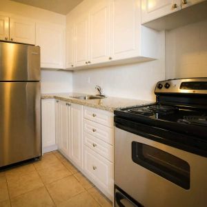 Goodwood Park Apartments — Bachelor - Photo 2
