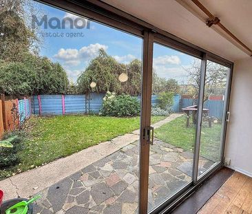 Gainsborough Avenue, Manor, E12 - Photo 4