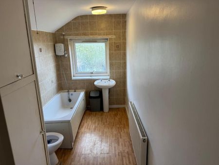 2 bedroom terraced house to rent - Photo 5