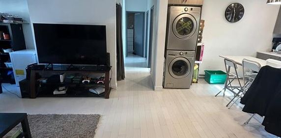 Downtown/Atwater - Superb 5 1/2 For Rent - Photo 2