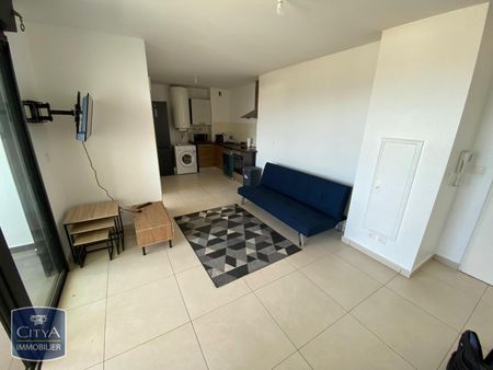 Location Appartement 3 pièces 52m² ST DENIS 97400 - Photo 5