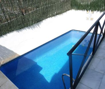 Townhouse · The Golden Mile - Photo 2