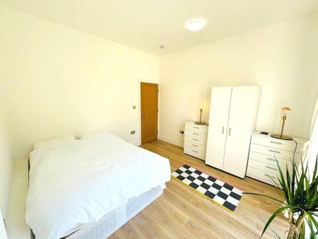 2 bedroom flat to rent - Photo 3