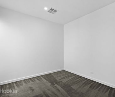31 Abercrombie Avenue, Woodforde - Photo 1