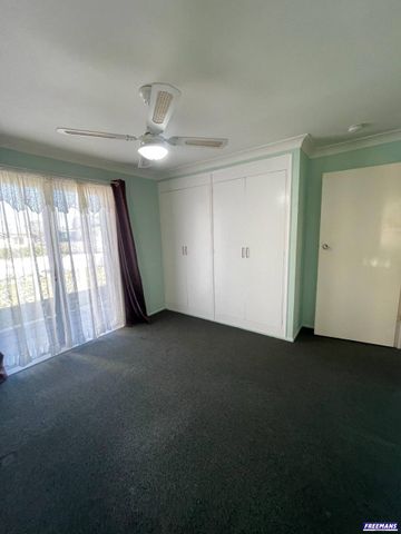 Tidy Home in Close Proximity to Kingaroy Hospital - Photo 4