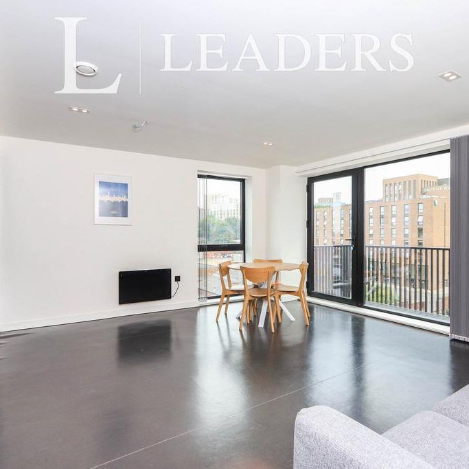 2 bedroom flat to rent - Photo 1