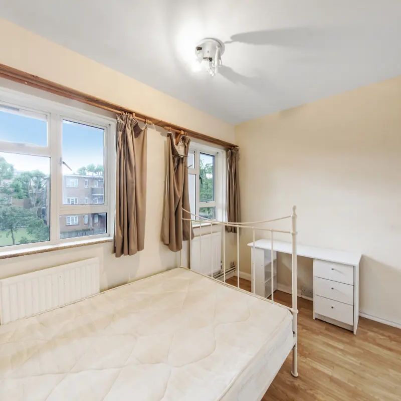 4 bedroom maisonette in Kentish Town - Photo 1