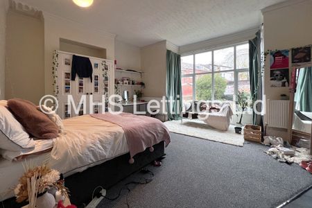 7 Bedroom Mid Terraced House for rent in Hyde Park Terrace - Photo 4