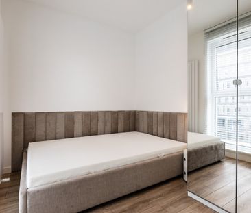 Wyjątkowe mieszkanie na Mokotowie - Zdjęcie 3