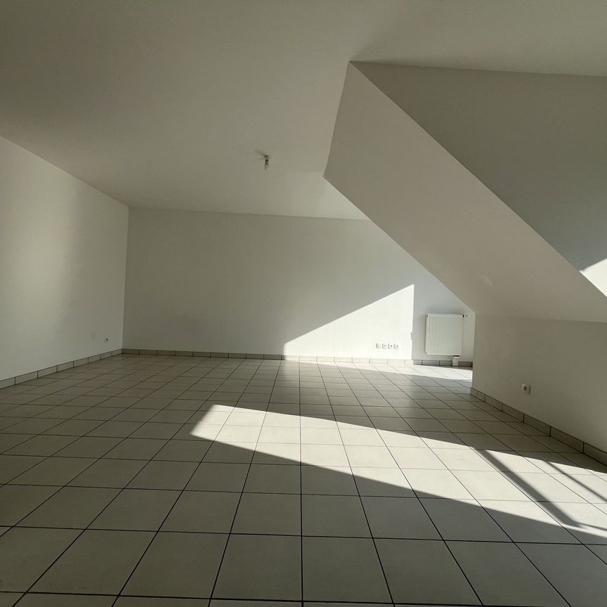 Location Appartement 1 pièce 39m² HONFLEUR 14600 - Photo 1