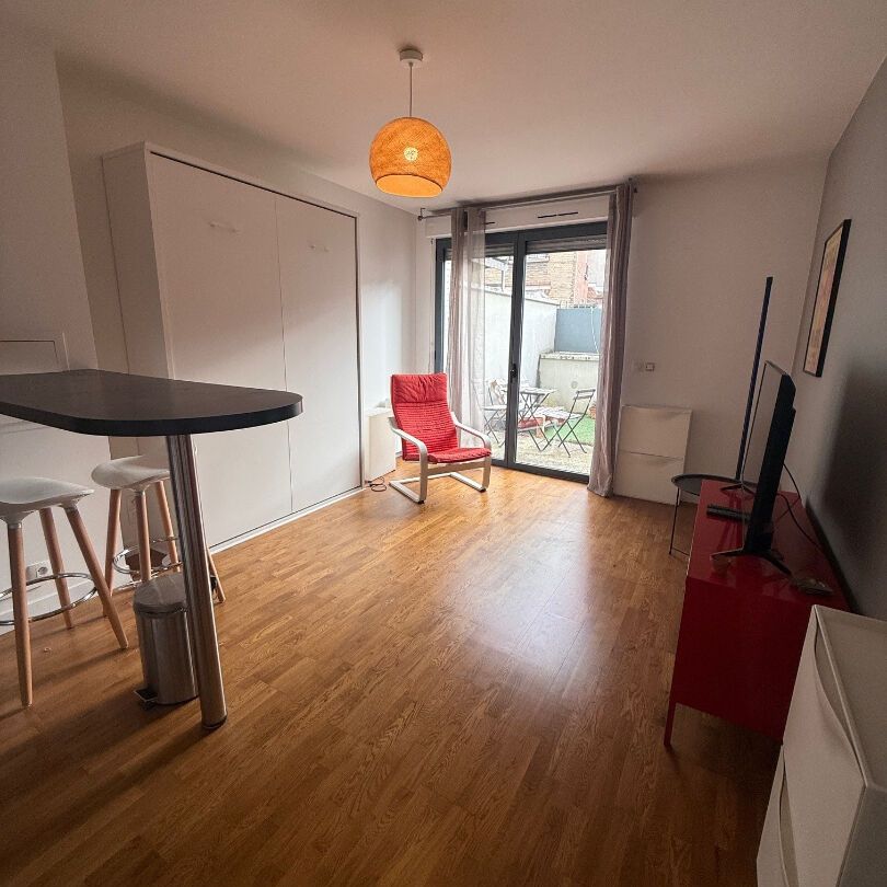 Grand Studio Meublé AVEC JARDIN 5min gare Les Vallées - Photo 1