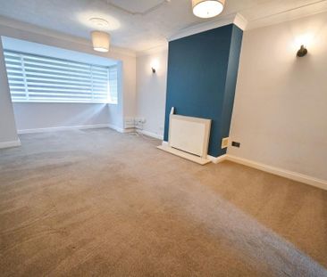 4 bedroom end of terrace house to rent - Photo 5