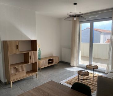 Location Appartement 2 pièces 39m² LAUNAGUET 31140 - Photo 2