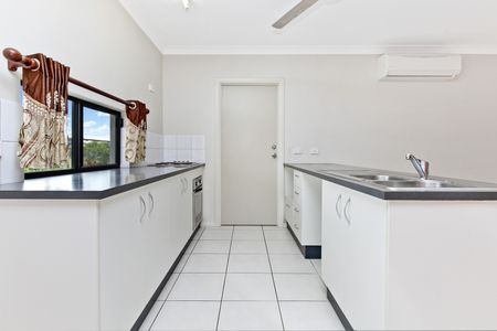 13 Pye Street, Bellamack, NT 0832 - Photo 3