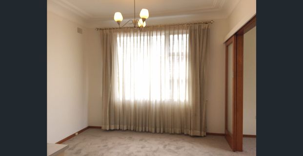 Charming spacious home in Carlingford West catchment - Photo 1