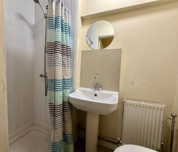 Blenheim Street, Scarborough - Photo 5