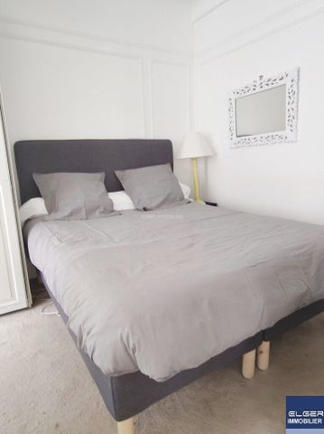 Location - appartement - 84.04 m² - 5 Pièces - Photo 3