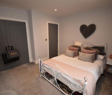 Prenton Road East, Prenton - Photo 3