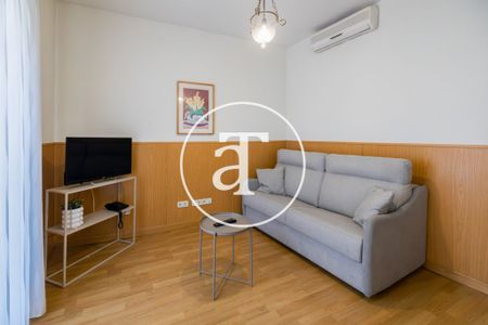 Monthly rental apartment with 1 bedroom, bathroom, balcony very close to the center - Photo 3
