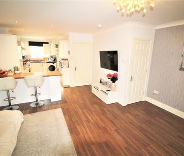 Carter Road, Maidenbower - Photo 1