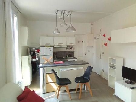 Location Appartement 1 pièces 26 m2 à Ivry-sur-Seine - Photo 4