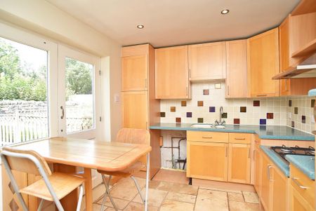 2 bedroom terraced house to rent - Photo 5