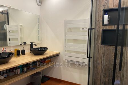 Location Appartement 3 pièces 77m² TOULON 83200 - Photo 5