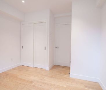 4715 Queen Mary Road - Photo 5