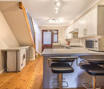 2 bedroom semi-detached house to rent - Photo 6