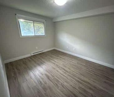 286 Conacher Dr, Unit 201, Kingston, ON - Photo 2