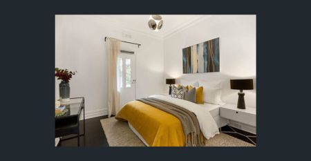 Charming Victorian Terrace in Prime City-Fringe Location - Photo 5