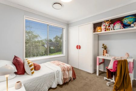 Modern Family Home - Photo 4