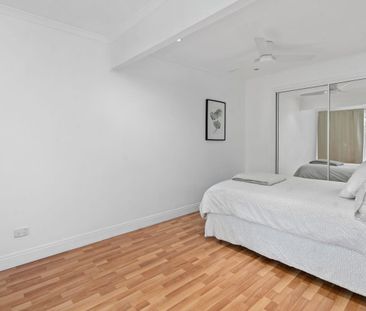 Spacious Family Home - Photo 5