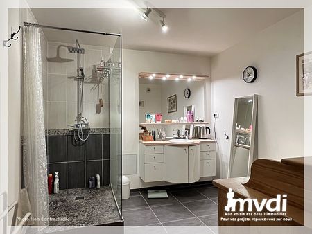 Location Appartement 3 pièces 84m² - Photo 4