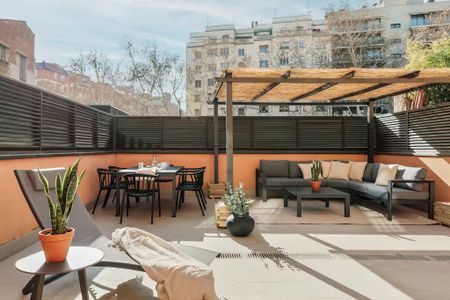 Carrer de Morales, Barcelona, Catalonia 08029 - Photo 4