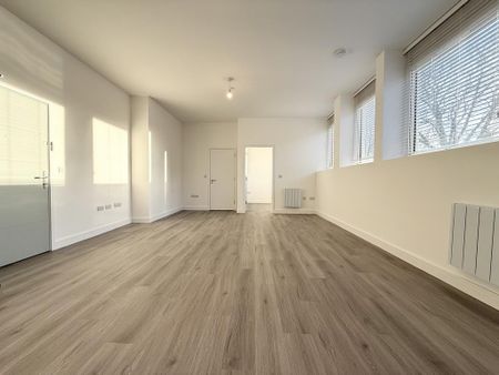 2 bedroom apartment to rent - Photo 3