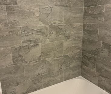 For Lease - 19 Castlefield Avenue Unit# 1, Toronto, Ontario - Photo 5