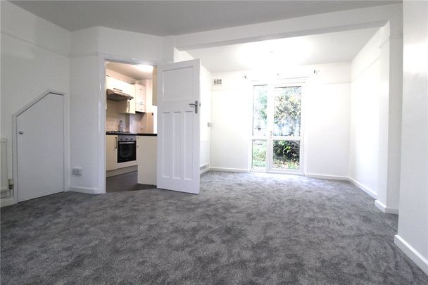 Clyfford Road, Ruislip, HA4 6PX - Photo 1
